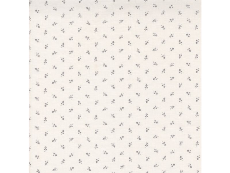 Itty bitty off white buds blender