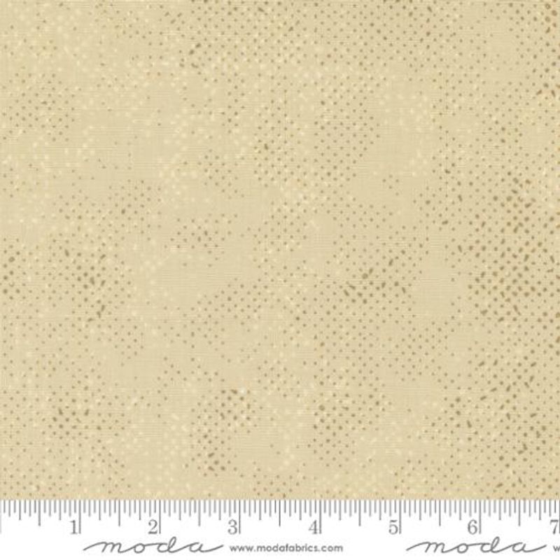 Spotted sand